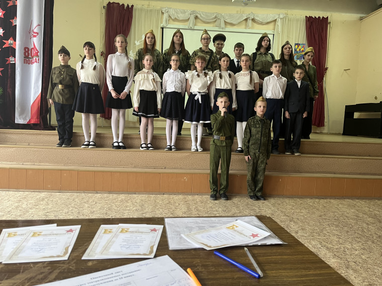 Театрализованная постановка, посвященная 80 летию Дня Победы.